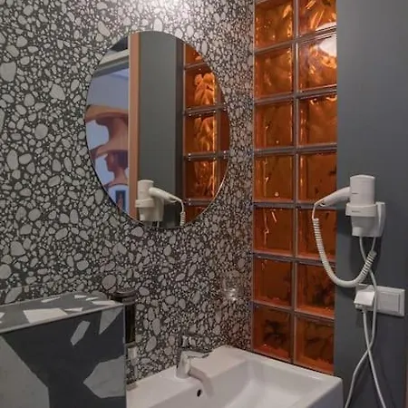 Apartment Resume Apartments, Dreamer Flat No 6 By Urban Rent